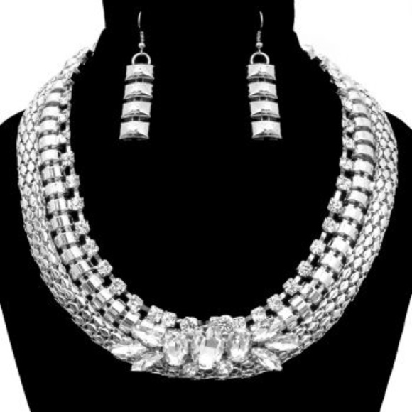 Silver Chunky Chain Stone Necklace and Earrings Se - Picture 1 of 2